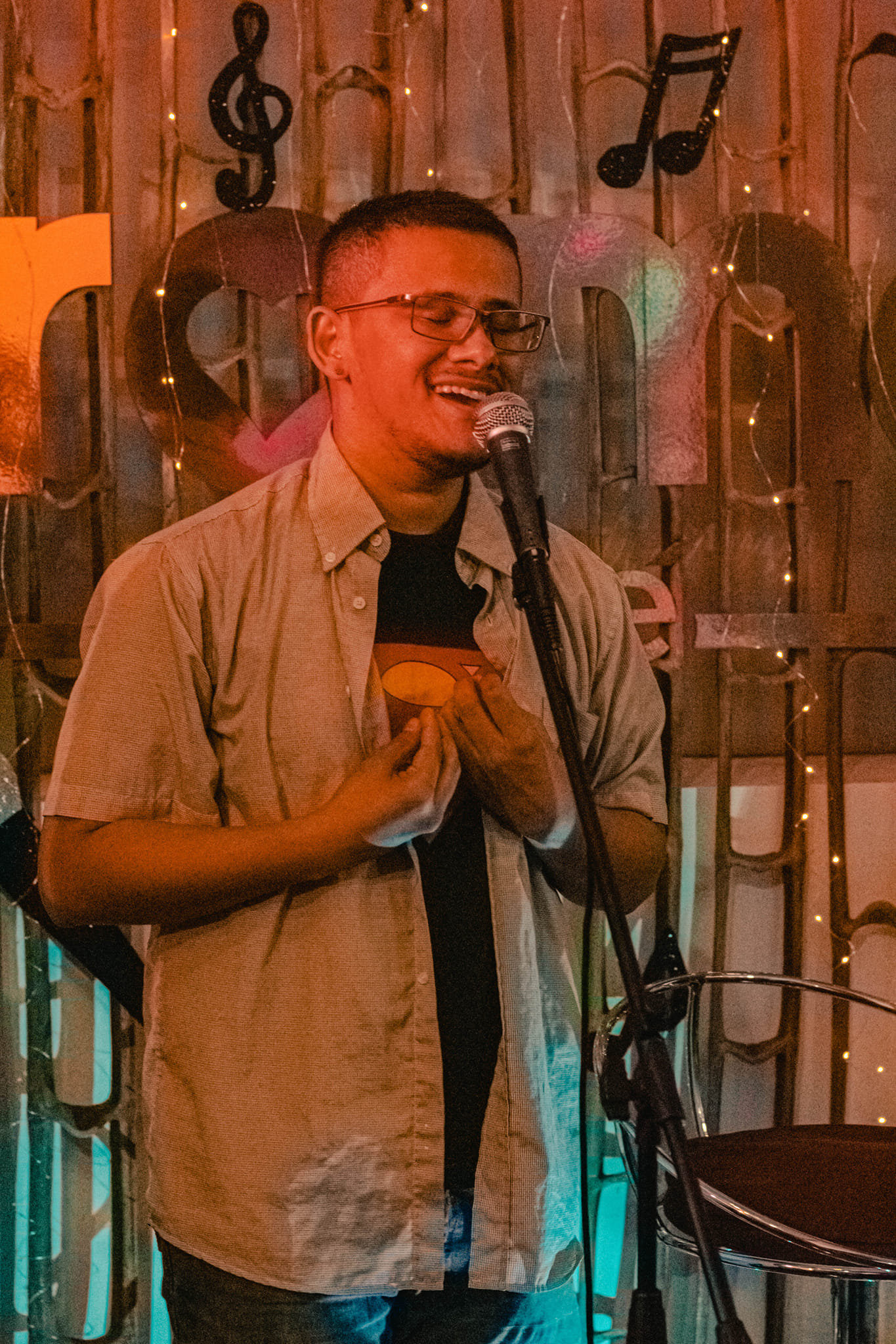 Amit Hernández